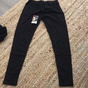 ✨NWT ankle leggings